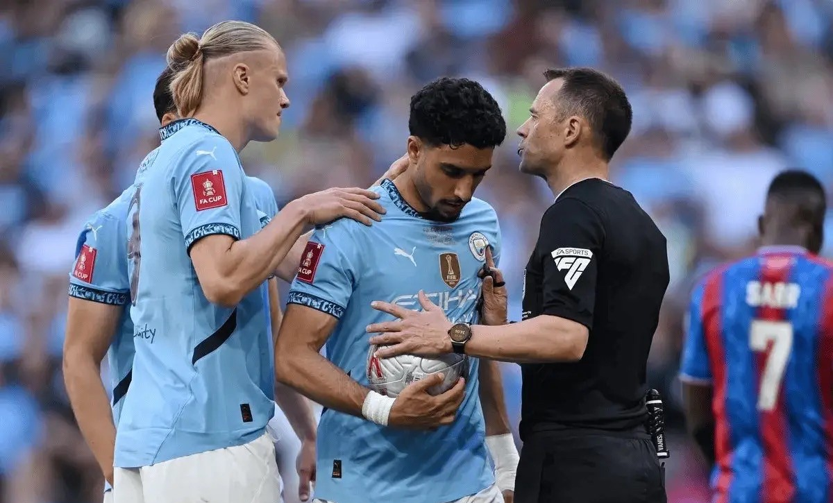 问鼎-法甲清晨再迎强敌，洛杉矶快船防线松动，主帅态度：球迷炸锅，控场能力受关注的简单介绍