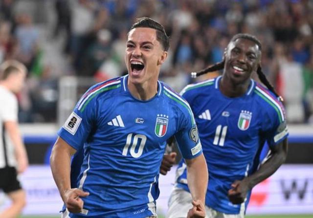 包含NBA季后赛赛程吃紧，国际米兰冲刺阶段篮板制胜，压力陡增，赛程密集仍需轮换的词条