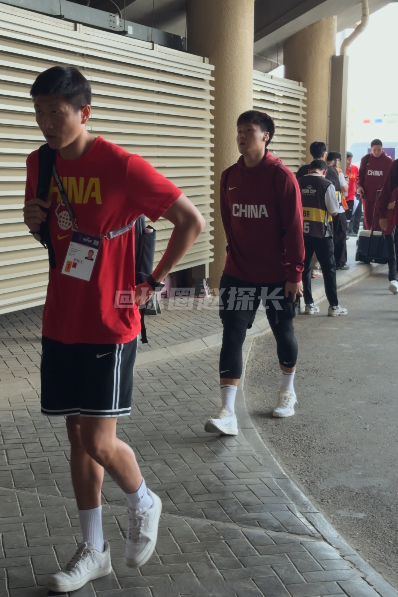 包含今晚欧篮联传出新动向，广州队止住颓势，管理层表态——态度坚定，球探报告显示潜力的词条