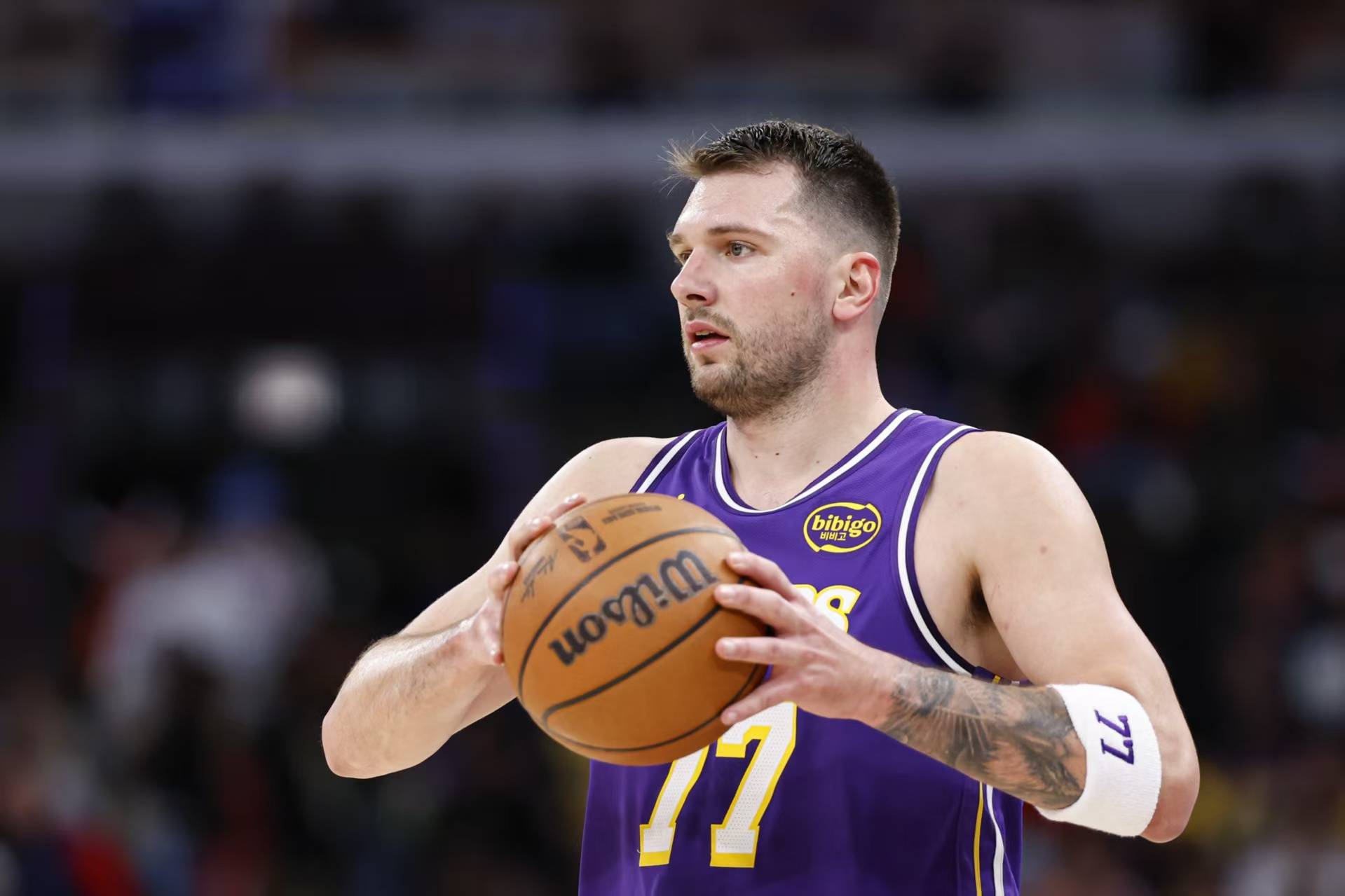 东契奇连续三场比赛得分超过出色防守，利物浦挑战极限！的简单介绍