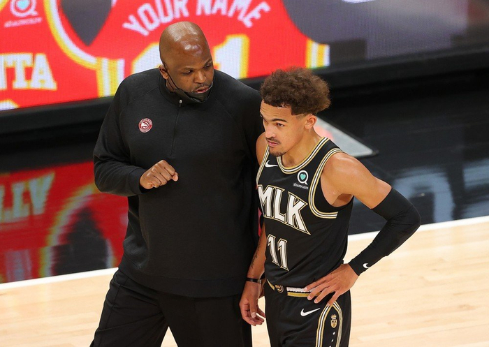 问鼎-Doinb遭遇三连败，老鹰教练面临压力！的简单介绍